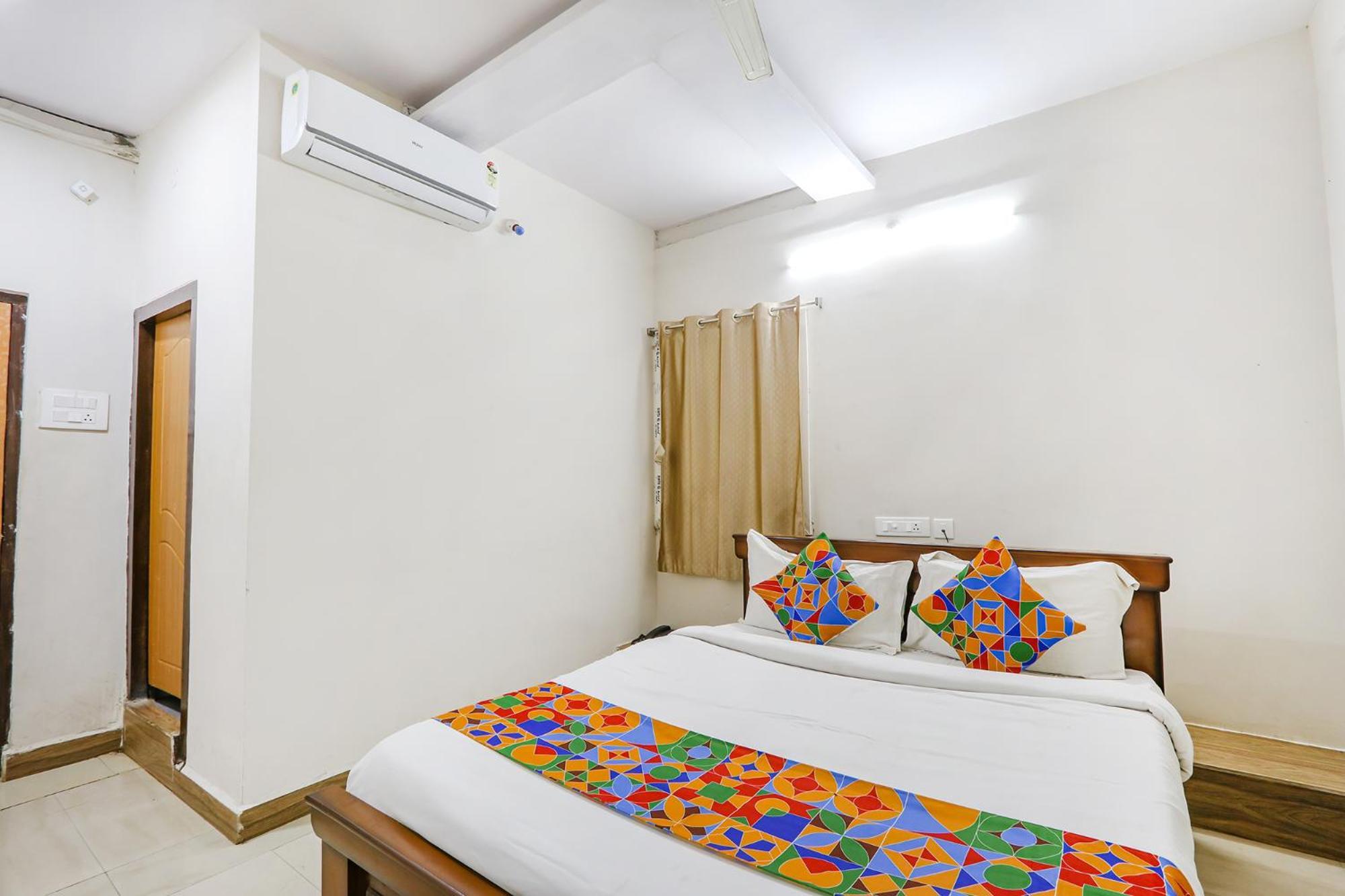 Fabexpress Korner Inn - Sivaji Park Visakhapatnam Eksteriør bilde