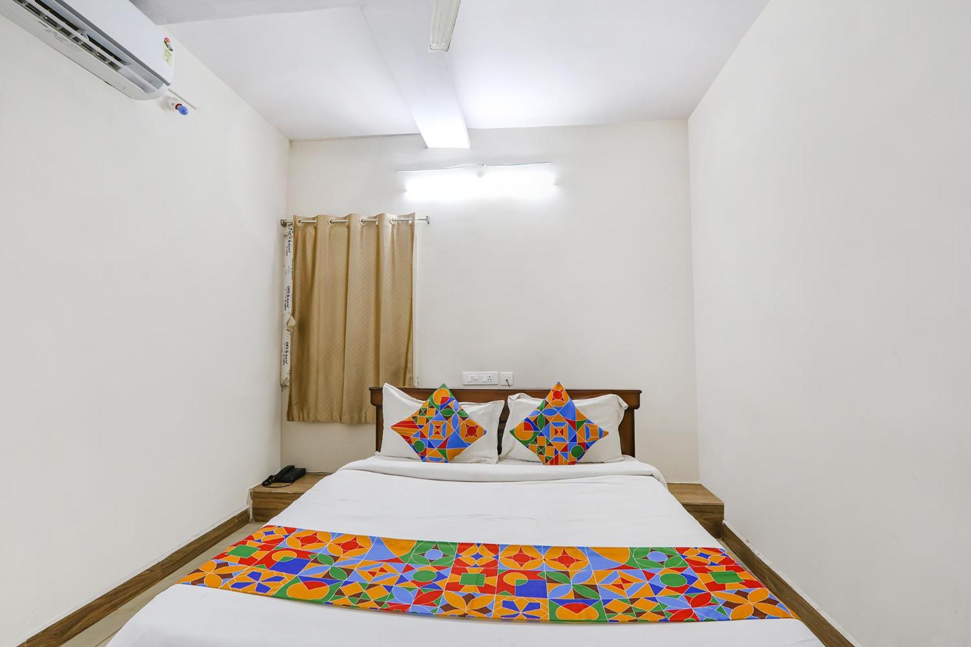 Fabexpress Korner Inn - Sivaji Park Visakhapatnam Eksteriør bilde